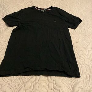 Tommy Hilfiger tee shirt